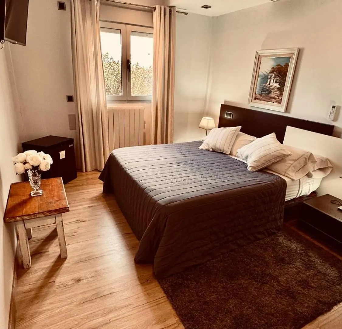 Red House Bed & Breakfast Llucmajor  Privatunterkunft